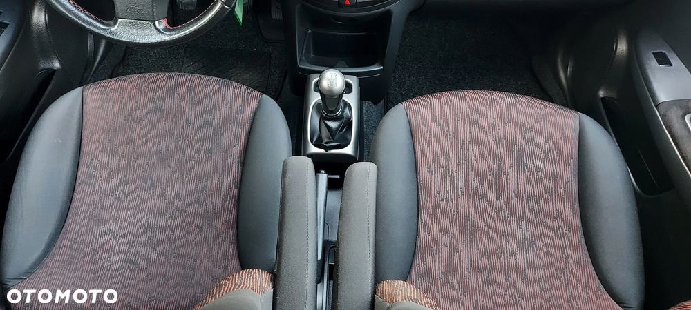 Nissan Note 1.6 more - 30