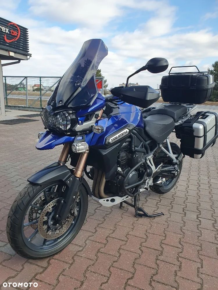 Triumph Tiger - 2
