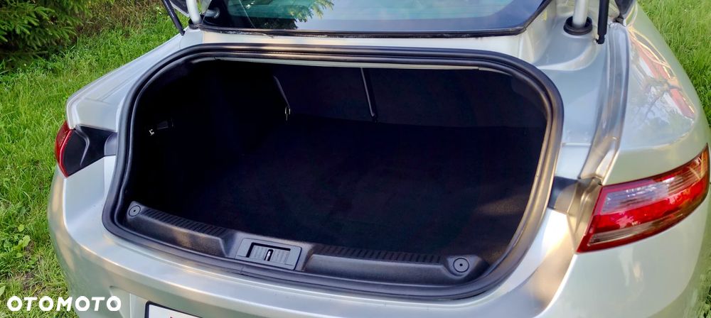 Renault Laguna dCi 150 FAP Night and Day - 24