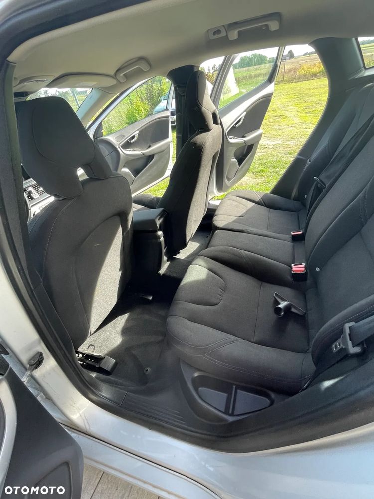 Volvo V40 T2 - 5