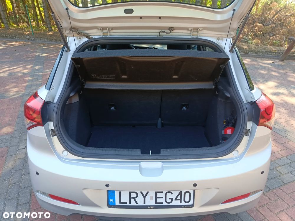 Hyundai i20 1.2 Fresh - 8
