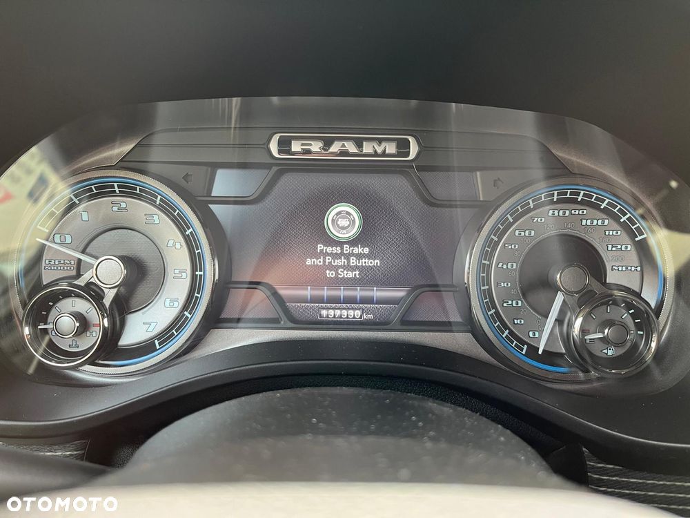 RAM 1500 - 16