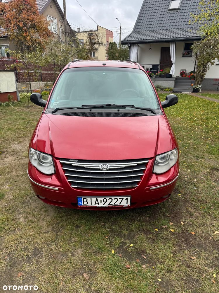 Chrysler Town & Country 2006 photo 5