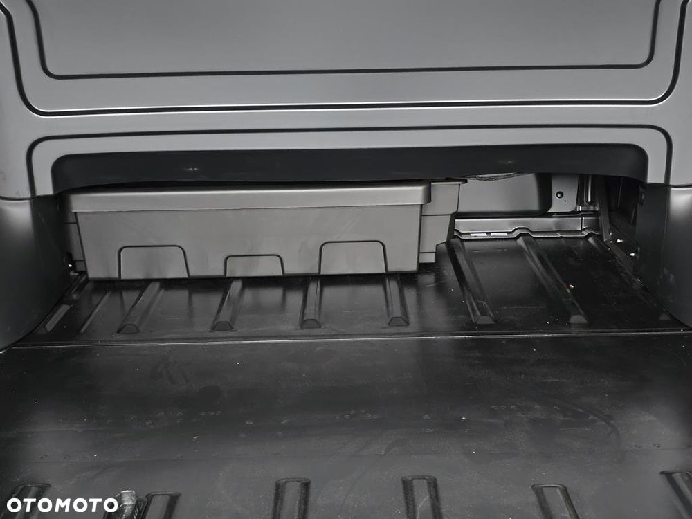 Fiat Scudo 2.0 MJ Maxi 3,1t (brygadówka) - 17