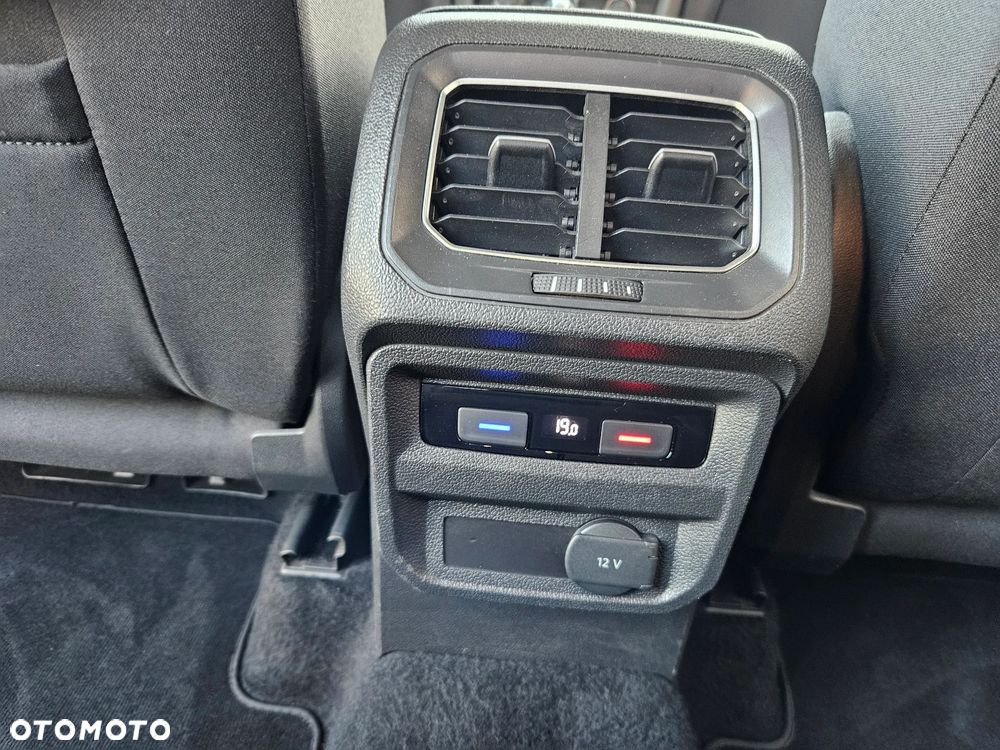 Volkswagen Tiguan - 30