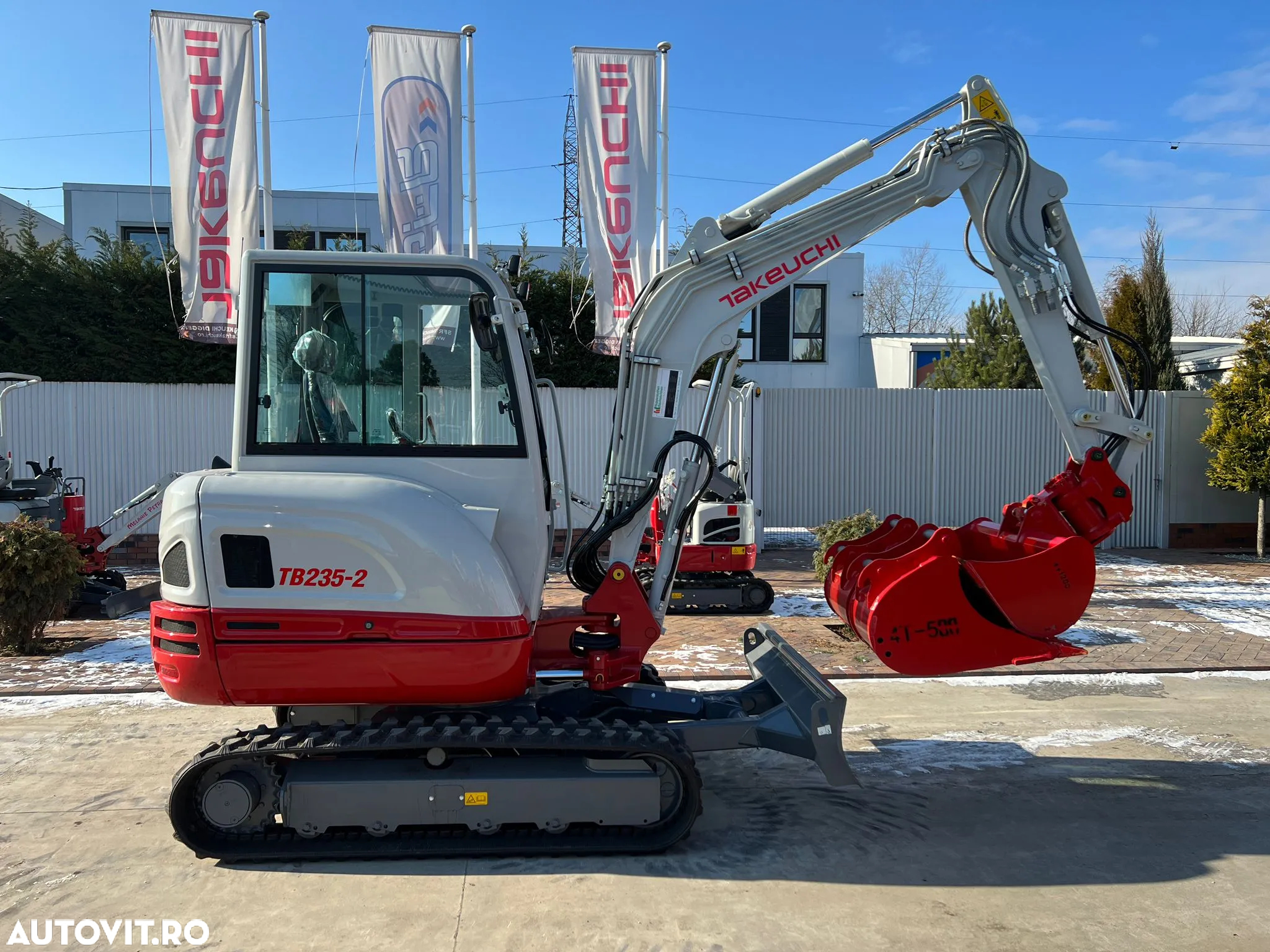 Takeuchi TB 235-2 4 ani garantie - 2
