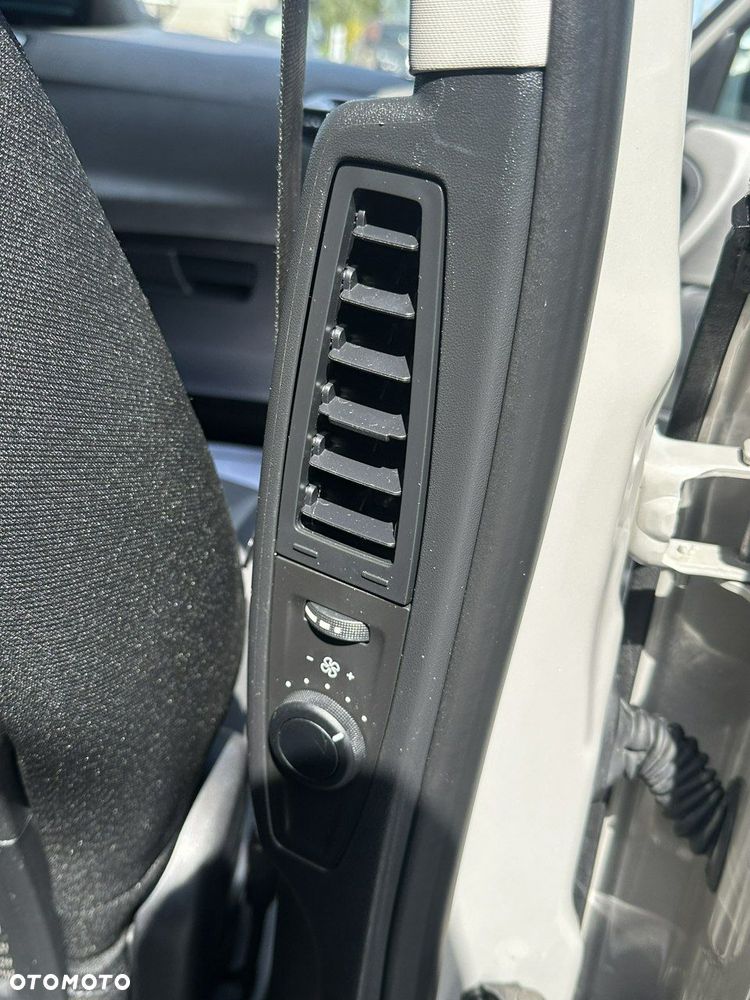 Citroën C4 Grand Picasso - 27