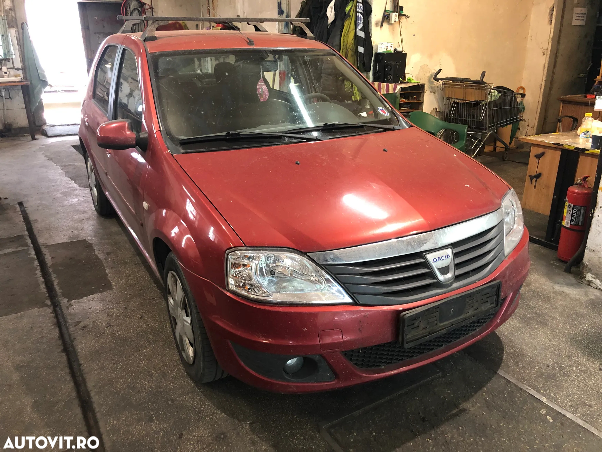 Dezmembrez Dacia Logan 1 PH2 facelift 2011 1.6 16v benzina maro visiniu - 8