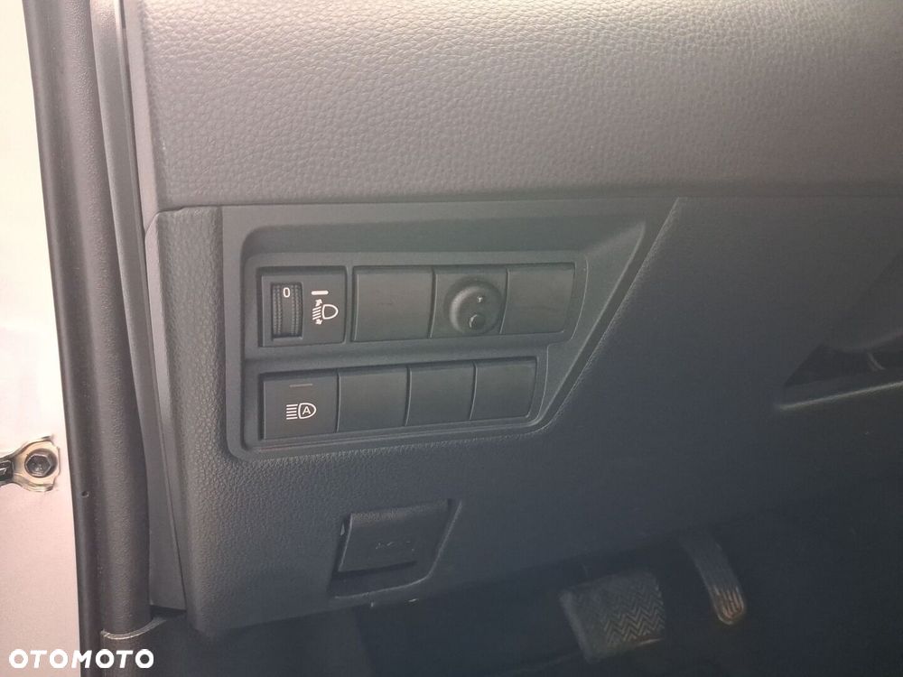 Toyota Yaris - 22