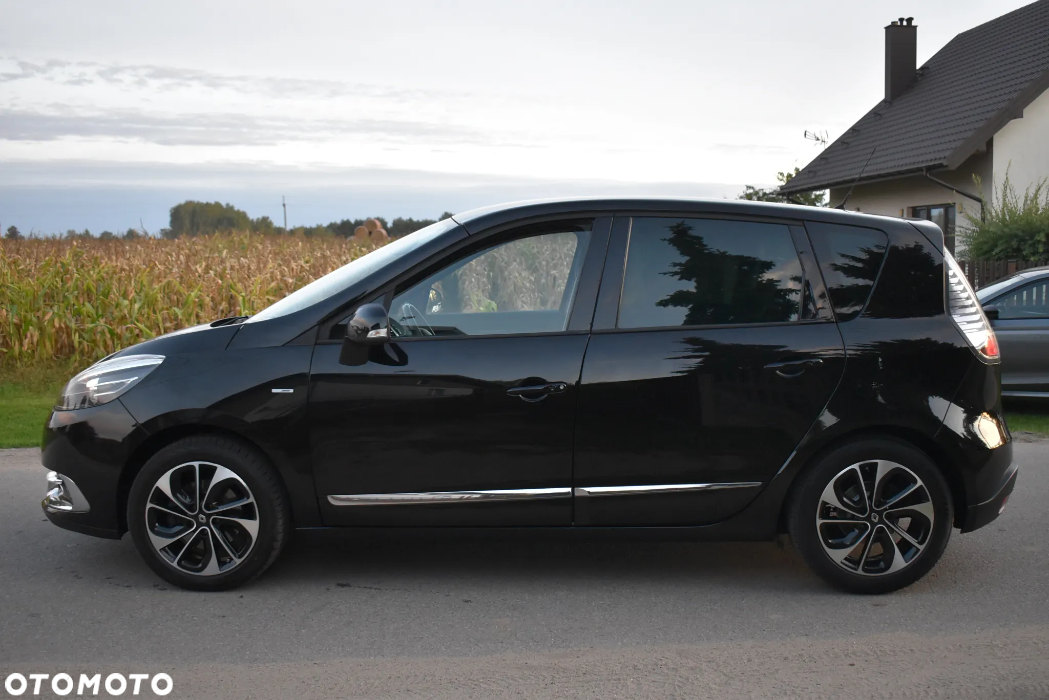 Renault Scenic ENERGY TCe 130 S&S Xmod Bose Edition - 6