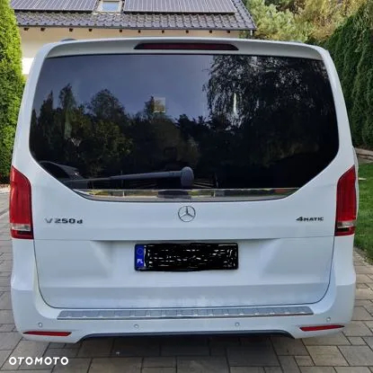 Mercedes-Benz Klasa V 250 d 4-Matic Exclusive 7G-Tronic - 5