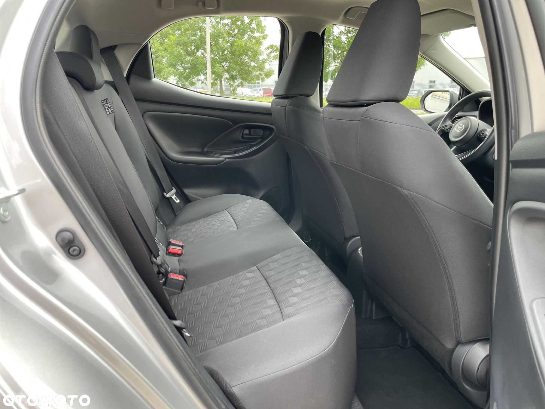 Toyota Yaris 1.5 Comfort - 10