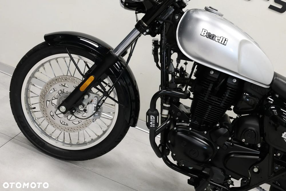 Benelli IMPERIALE 400 - 13