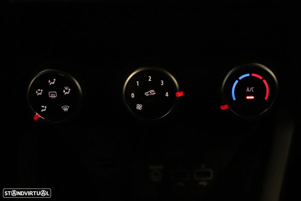 Renault Clio 1.0 TCe Limited Bi-Fuel - 14