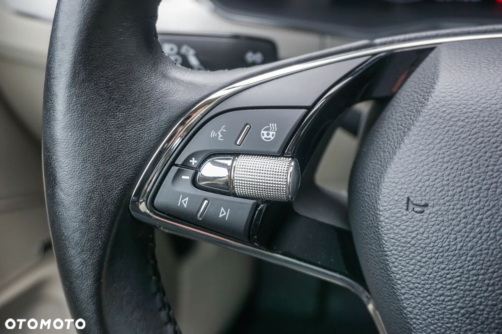 Skoda Superb 1.4 TSI Plug-In Hybrid L&K DSG - 12