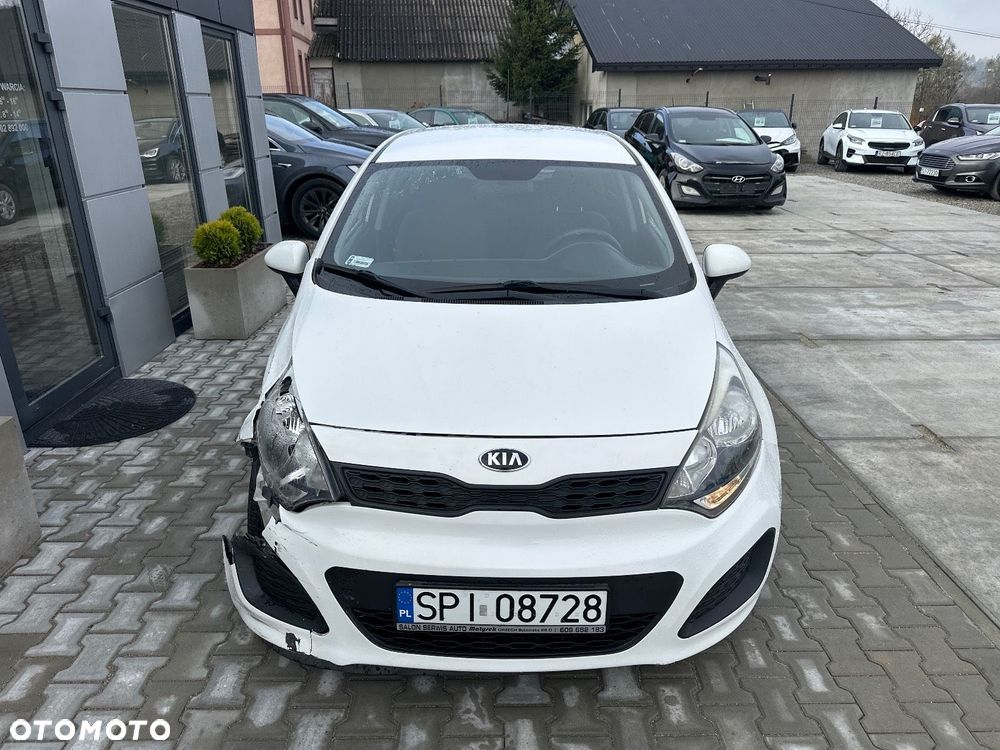 Kia Rio - 9
