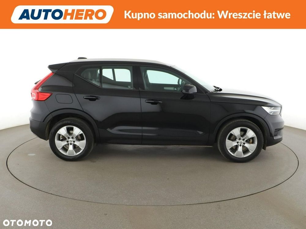 Volvo XC 40 D4 AWD Momentum Pro - 10