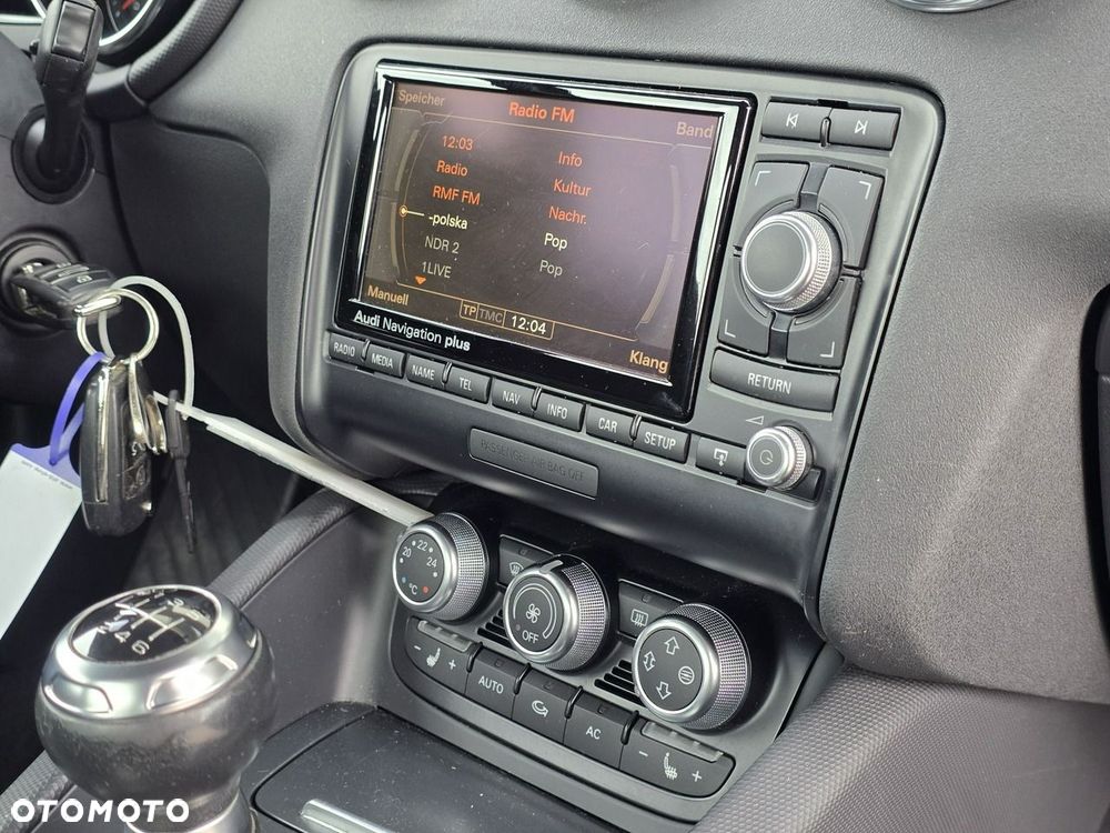 Audi TT Coupé - 17