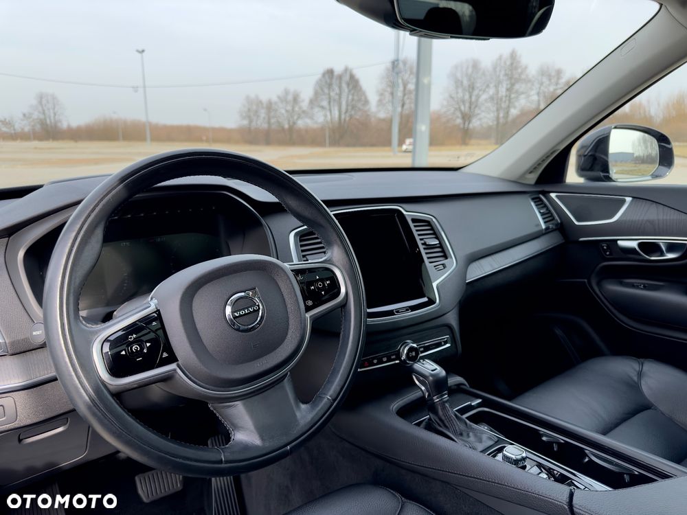 Volvo XC 90 T6 AWD Momentum 7os - 10