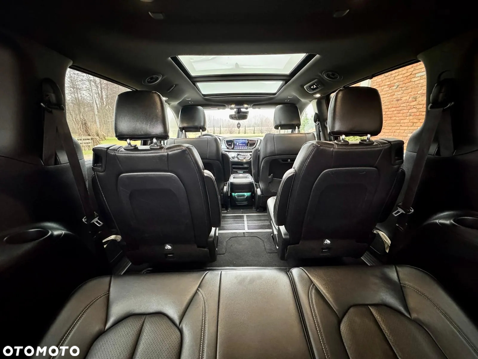 Chrysler Pacifica - 15