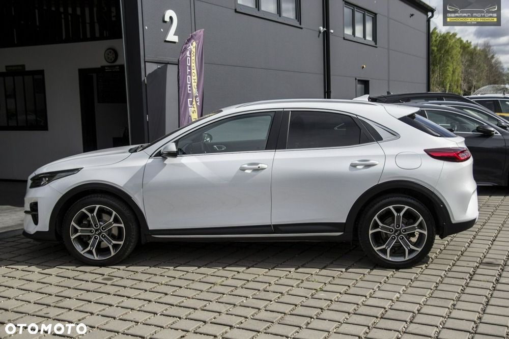 Kia XCeed 1.6 T-GDI Business Line DCT - 18