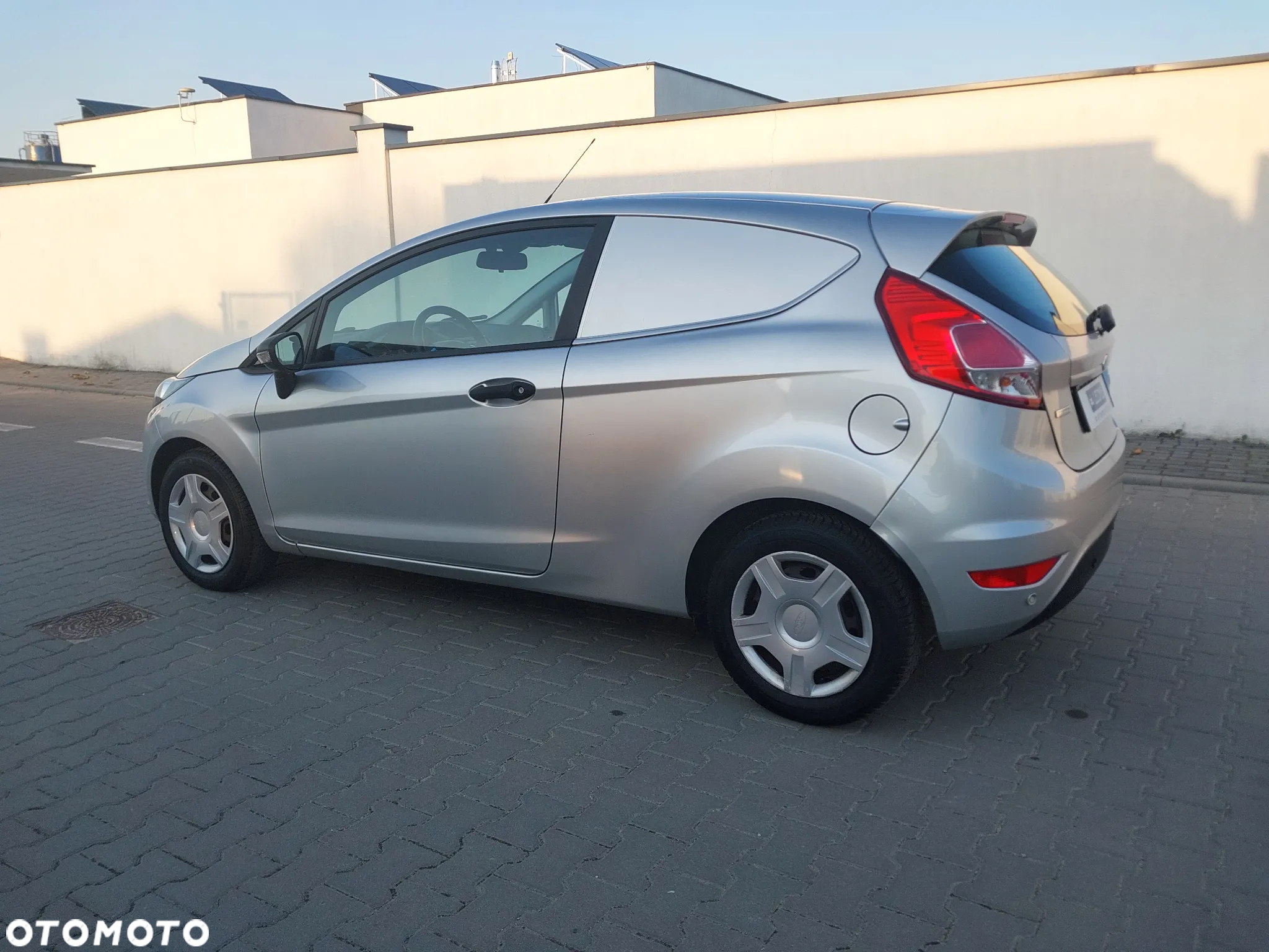 Ford Fiesta 1.6 TDCi DPF Trend - 2