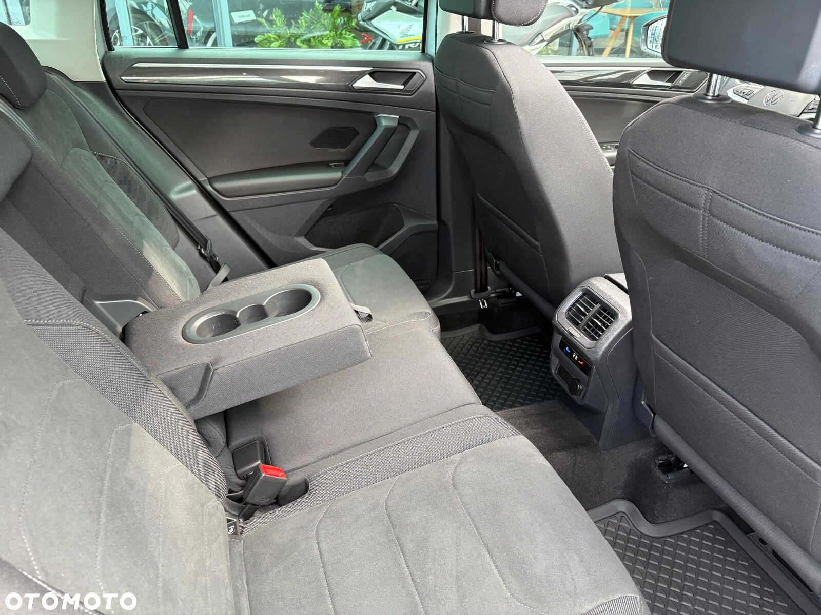 Volkswagen Tiguan 1.5 TSI EVO Elegance DSG - 14