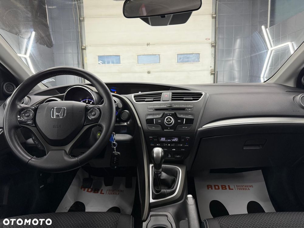 Honda Civic 1.8 i-VTEC Sport Black Edition - 15