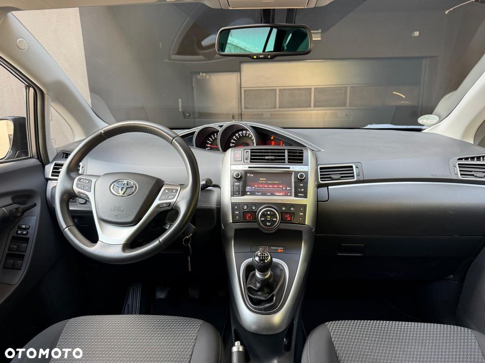 Toyota Verso 1.8 7-Sitzer Comfort - 26