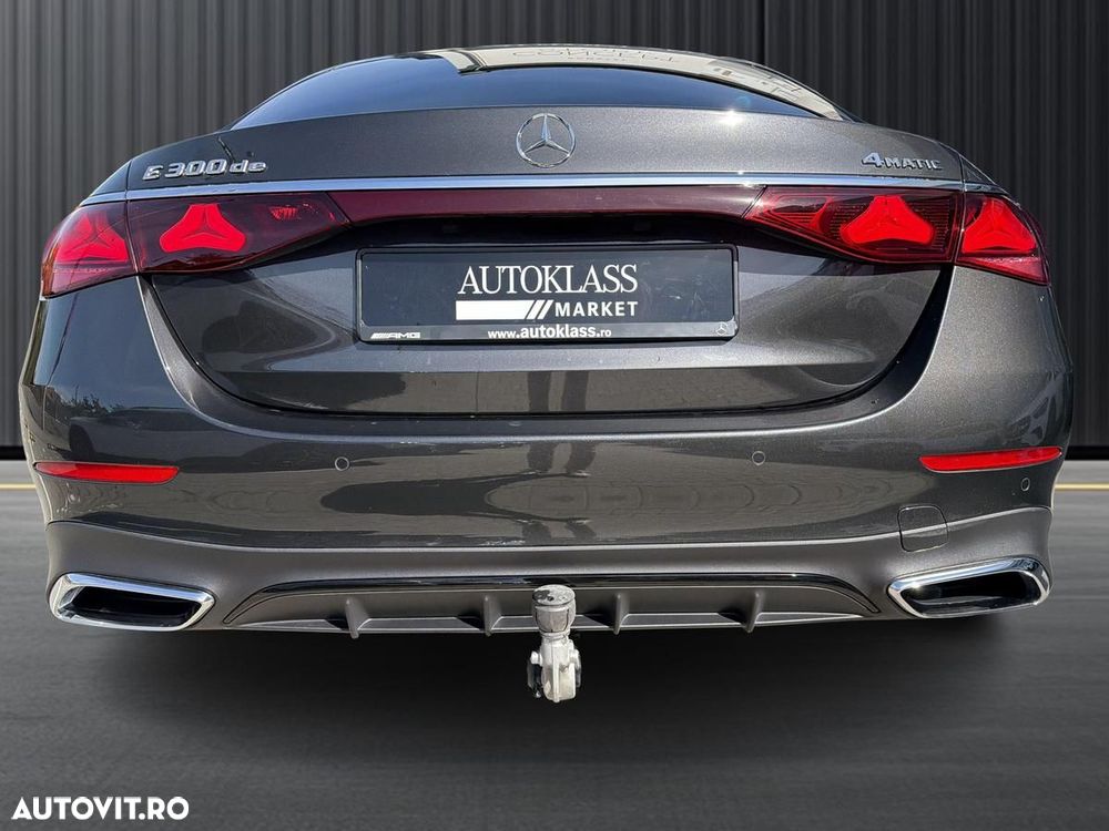 Mercedes-Benz E - 26