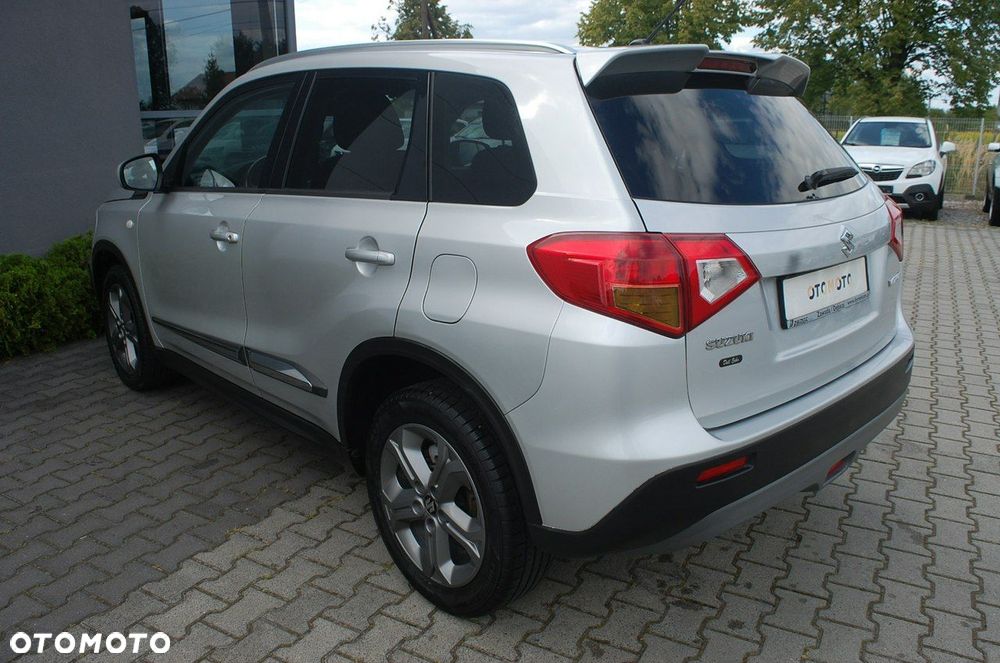 Suzuki Vitara - 11