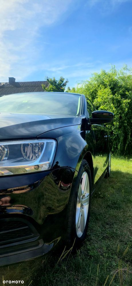 Volkswagen Jetta - 14