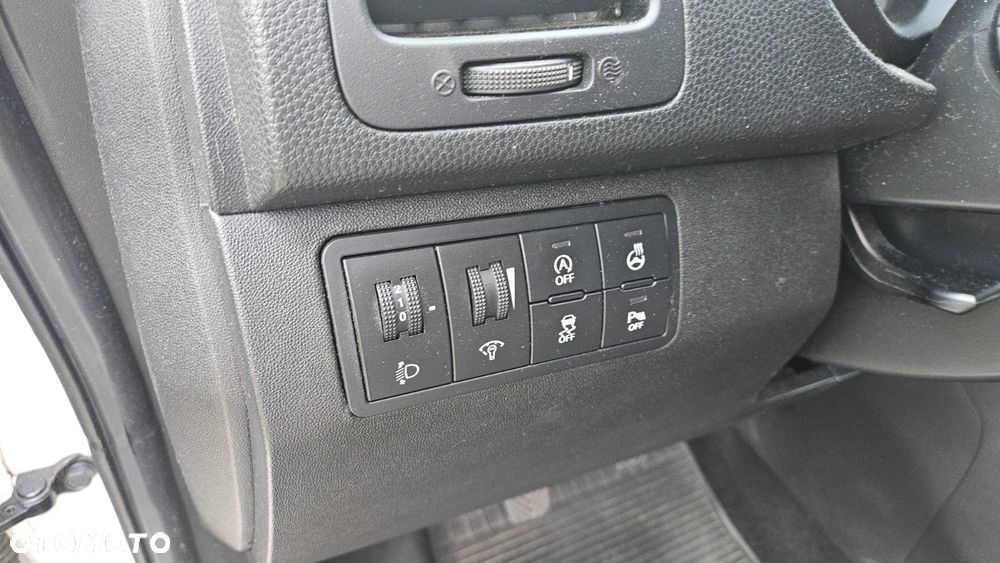 Hyundai ix20 1.6 Premium - 4
