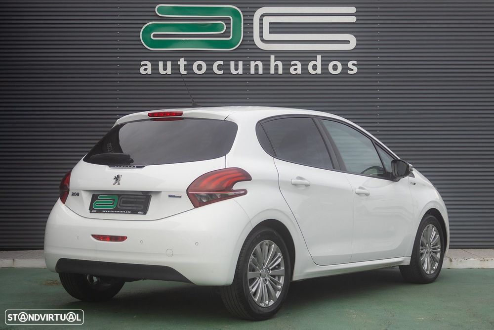 Peugeot 208 1.2 PureTech Style - 7