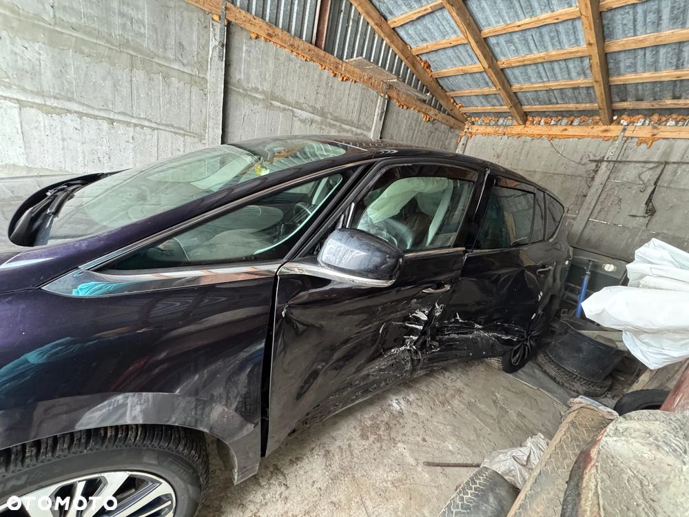 Renault Espace 1.6 dCi Energy Initiale Paris EDC 7os - 6