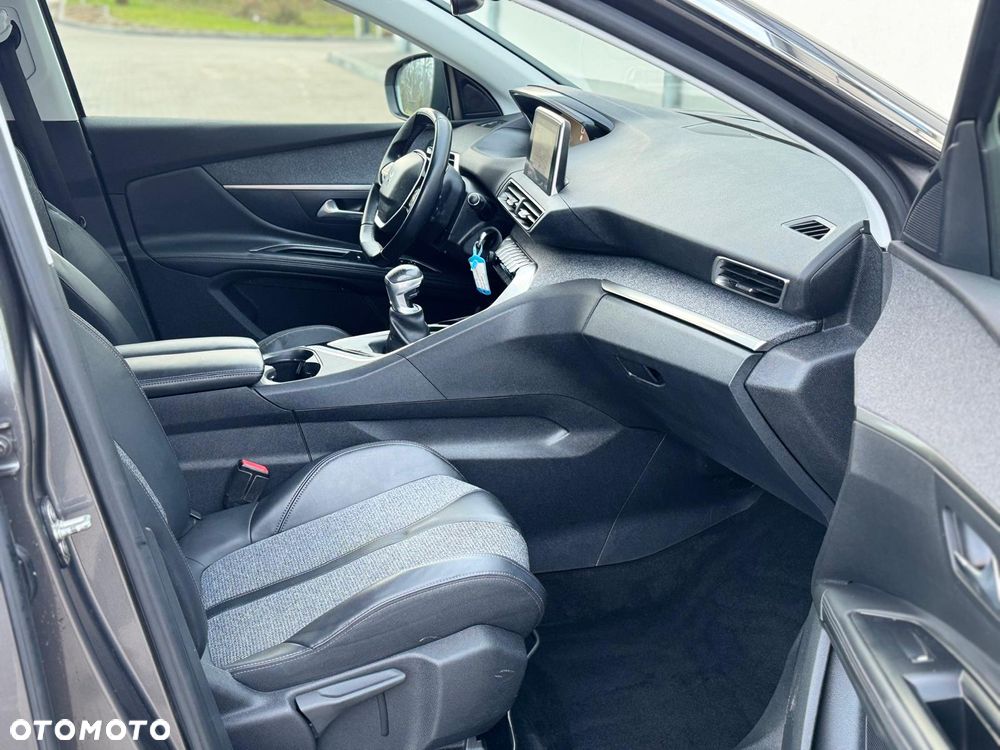 Peugeot 5008 BlueHDi 130 Allure - 38