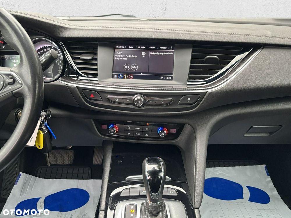 Opel Insignia - 19