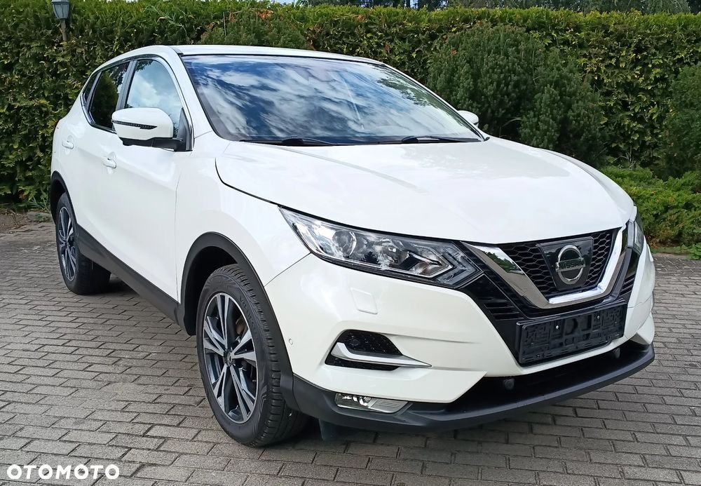 Nissan Qashqai 1.2 DIG-T N-Connecta - 2