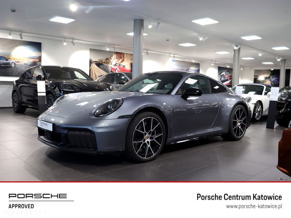 Porsche 911 Carrera T-Hybrid 4 GTS - 1