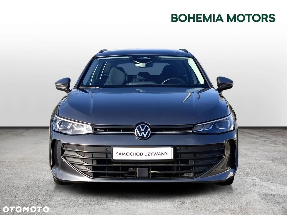 Volkswagen Passat - 9