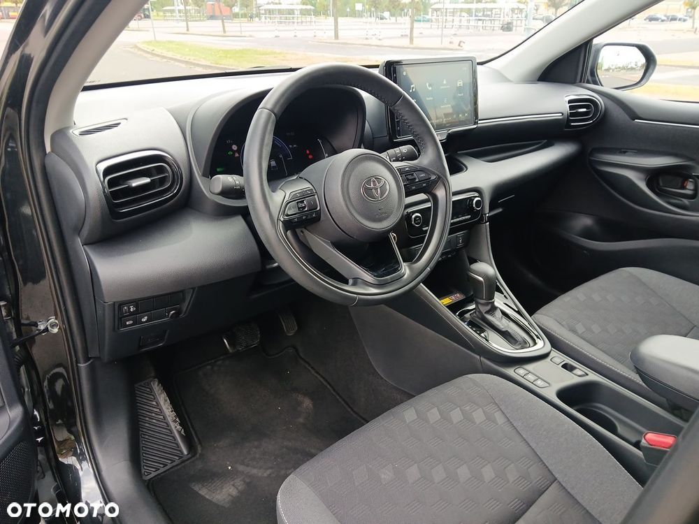 Toyota Yaris Hybrid 1.5 Style - 17