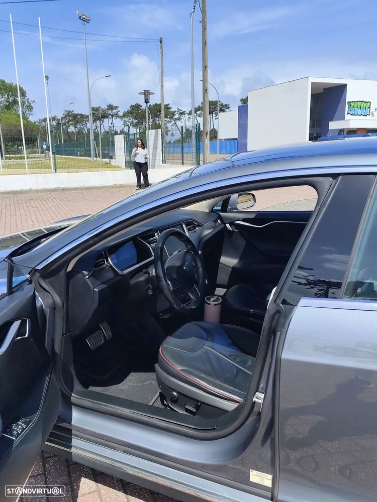 Tesla Model S 85 Perfomance - 10