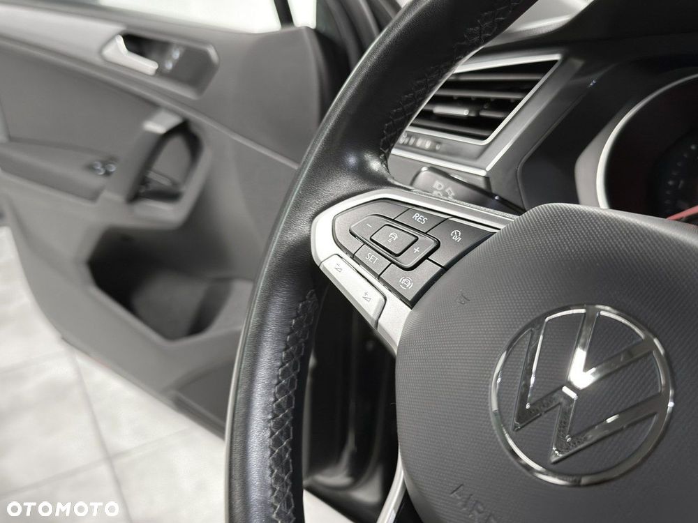Volkswagen Tiguan 1.5 TSI EVO Life - 17