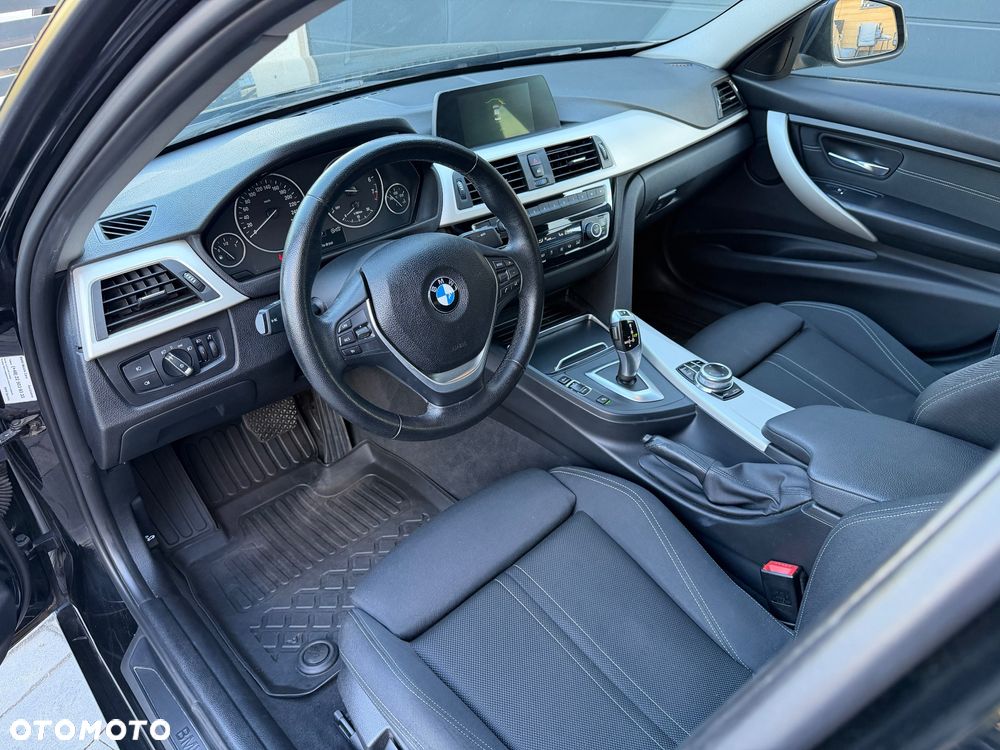 BMW Seria 3 318i Sport Line Shadow - 18