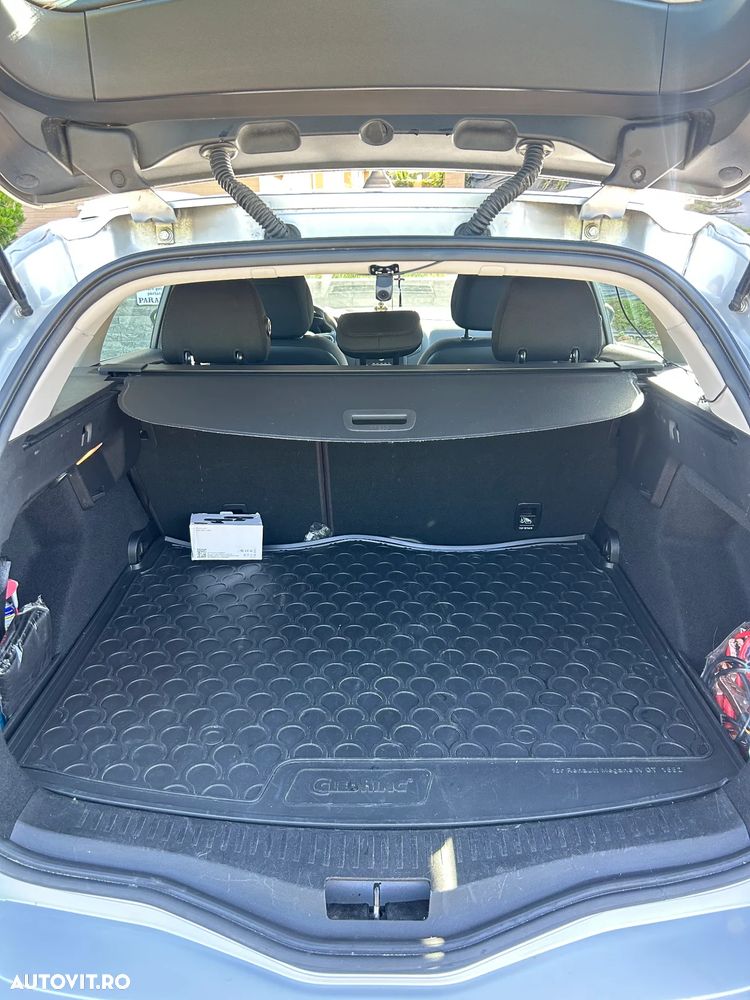 Renault Megane - 9