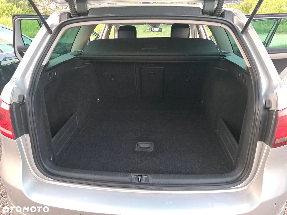 Volkswagen Passat 2.0 TDI DPF 4Motion Highline - 13