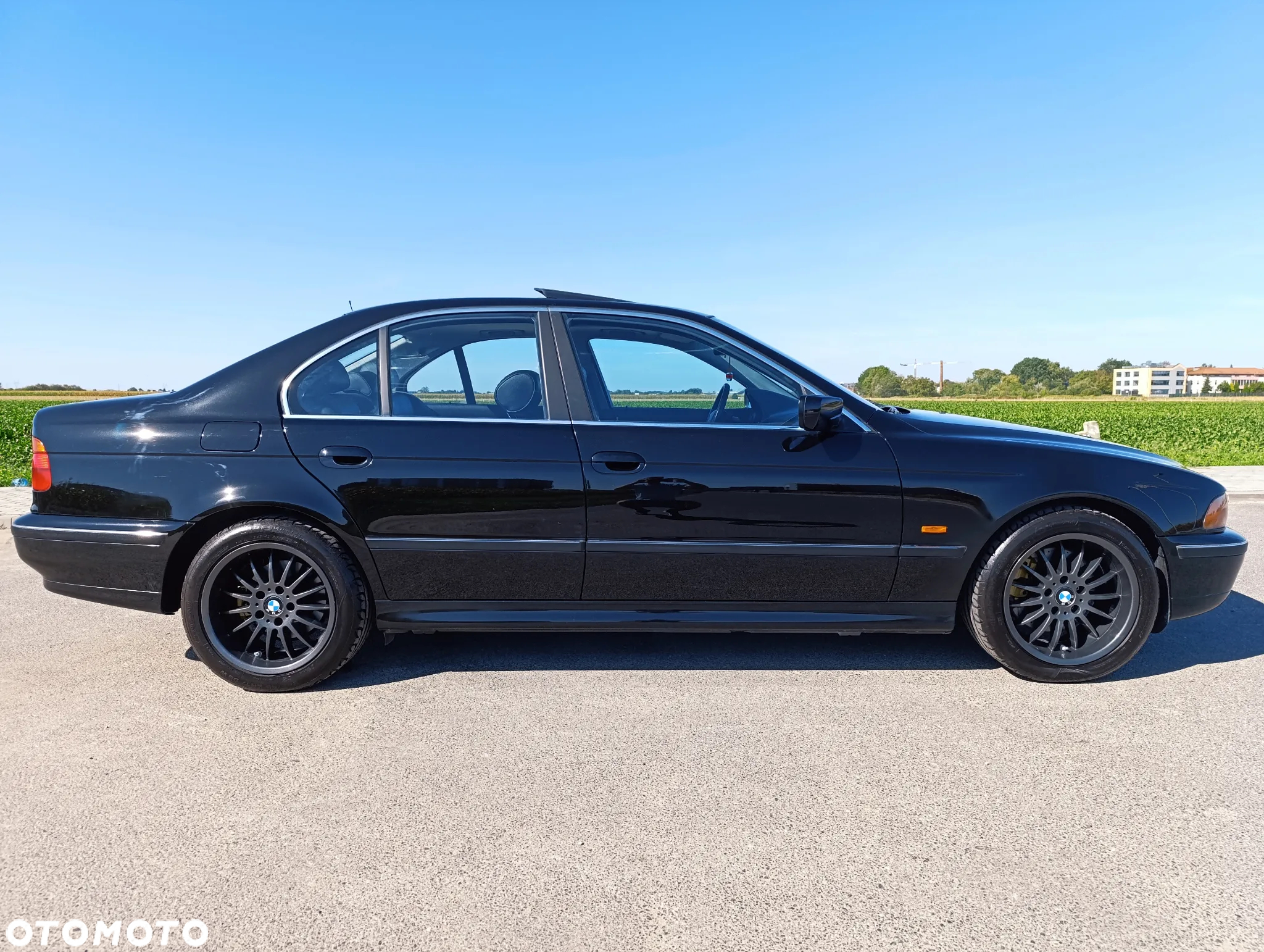 BMW Seria 5 523i - 8