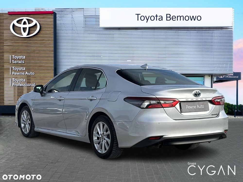 Toyota Camry 2.5 Hybrid Comfort CVT - 8