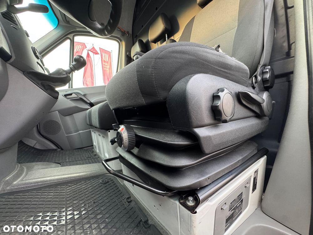 Volkswagen Crafter - 16