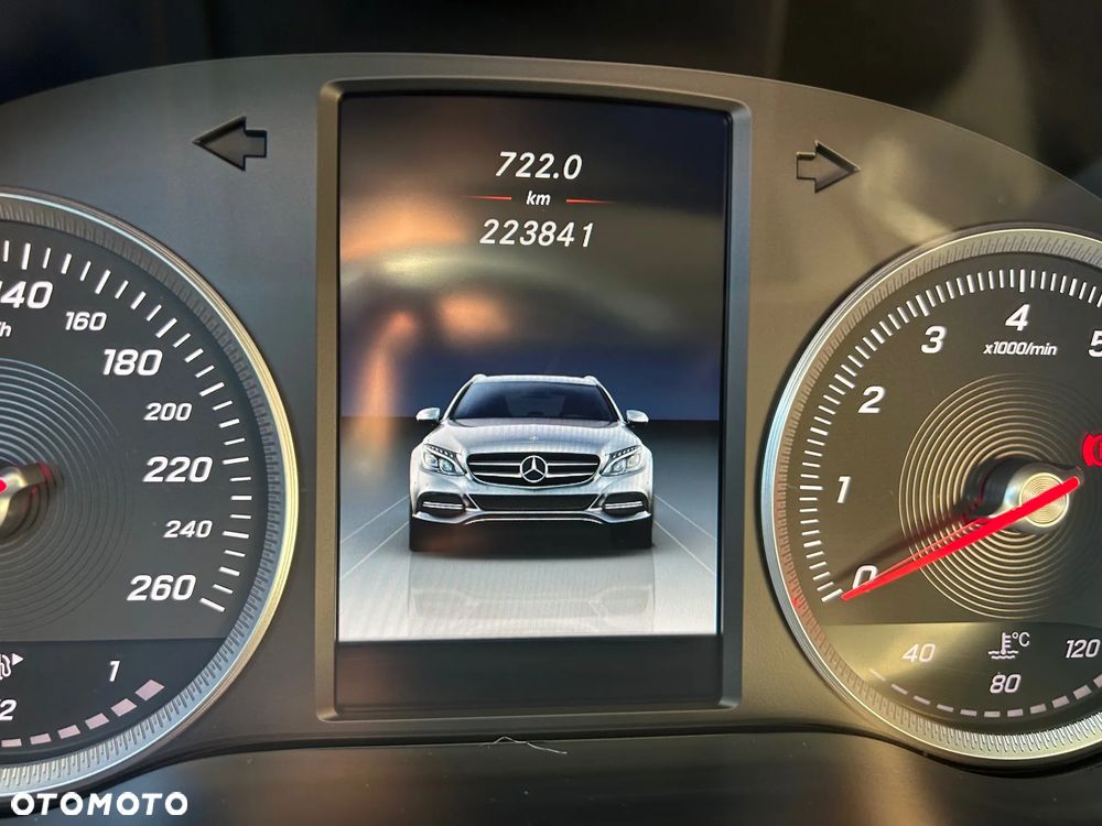 Mercedes-Benz Klasa C 200 9G-TRONIC - 10